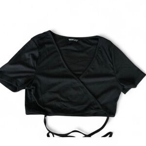 SHEIN Elegant Black Wrap Crop Top